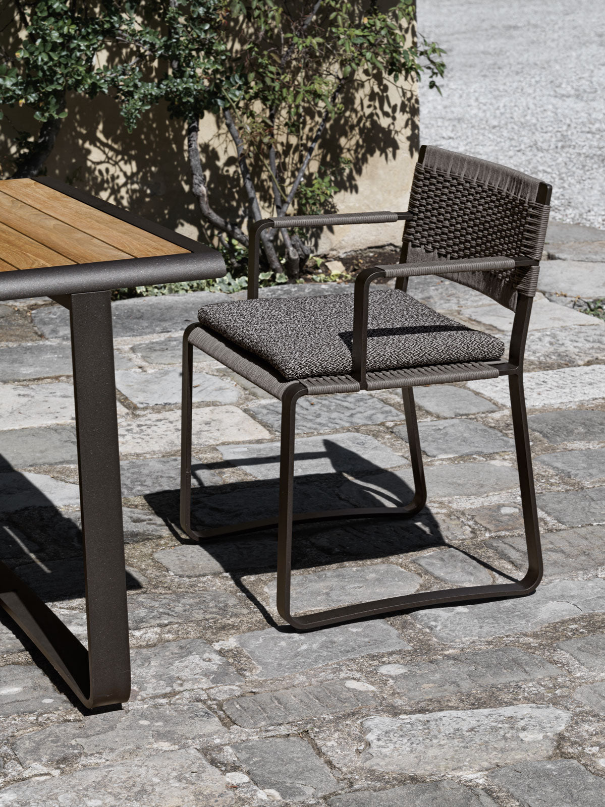 GREEN POINT OUTDOOR CHAIR
